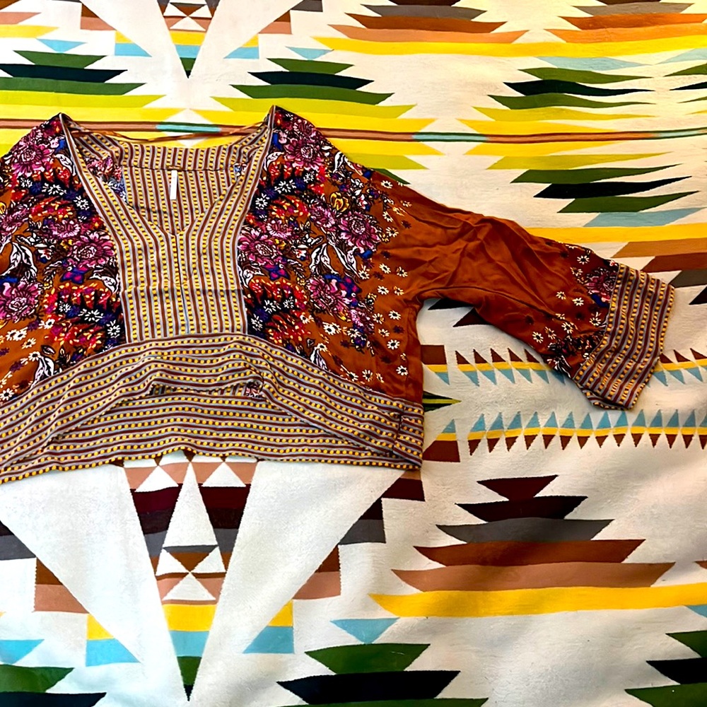 Free People boho hippie flowy floral hi-lo crop top